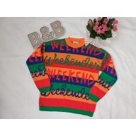 Kötött színes pulcsi