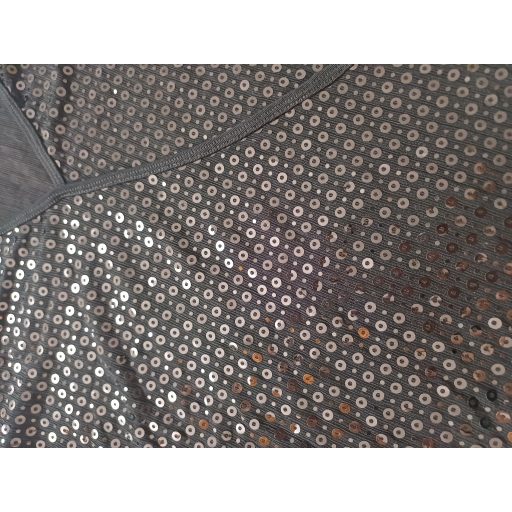 Fekete flitteres felső