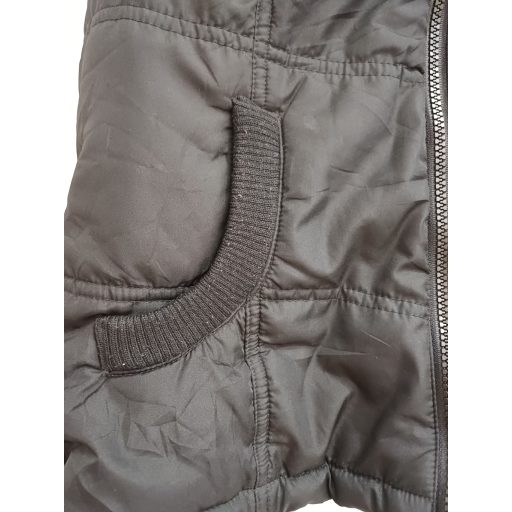 Fekete mellény átmeneti 